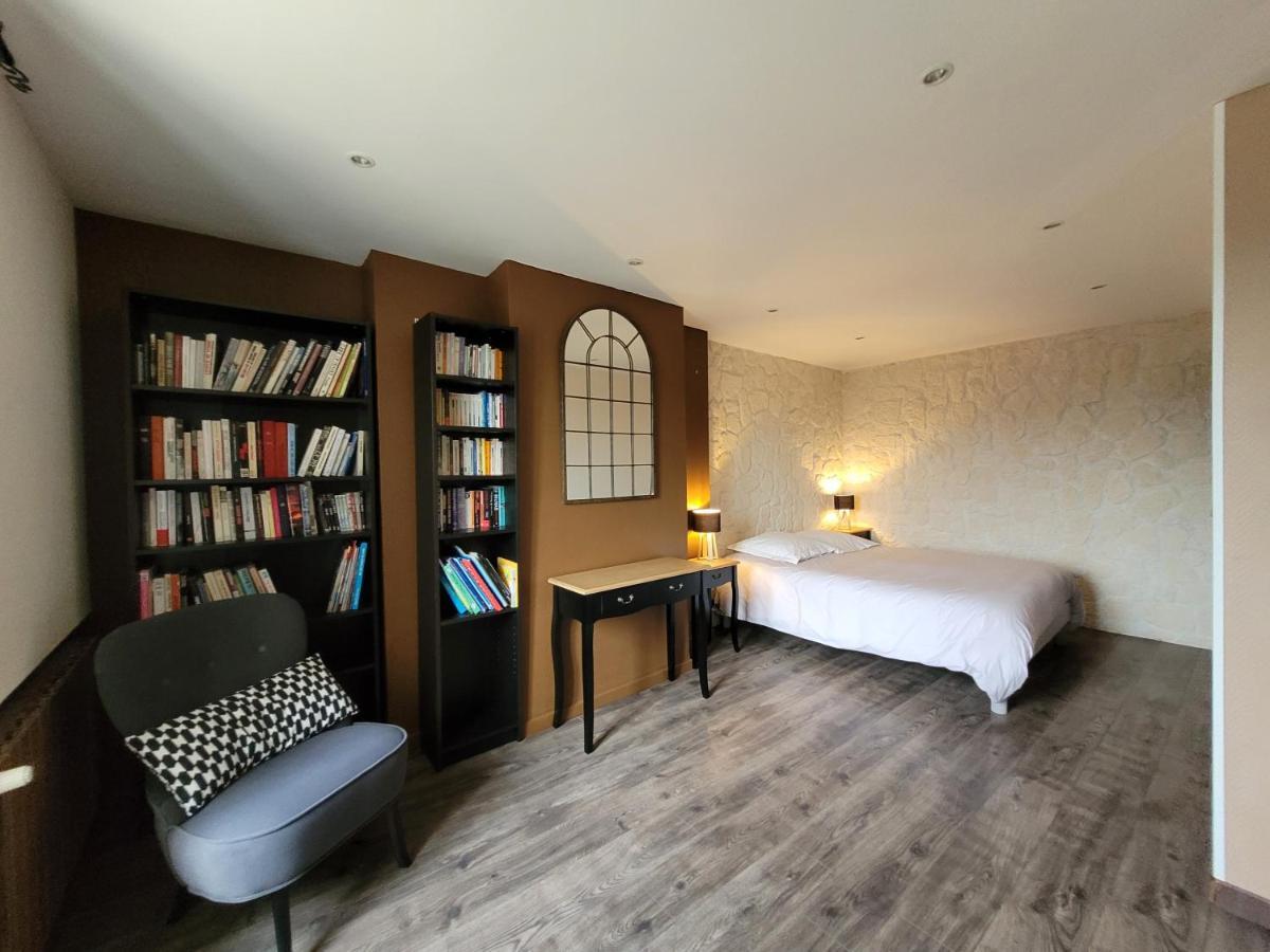 Les Bords De Loire Appartement Veuves Buitenkant foto