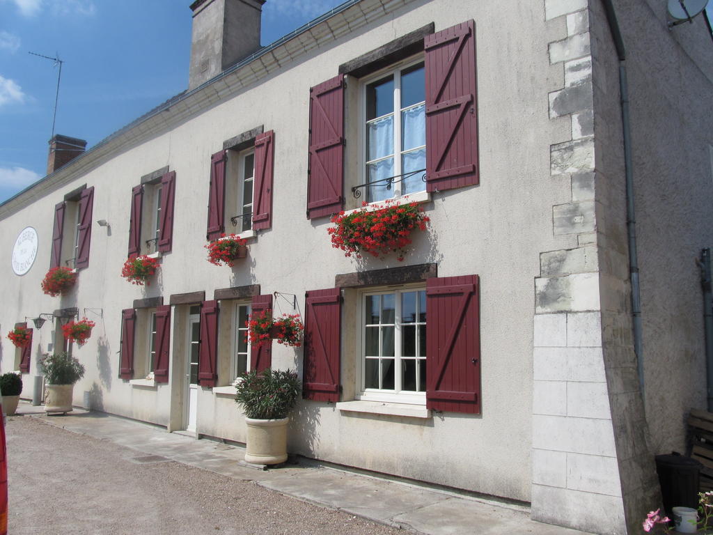 Les Bords De Loire Appartement Veuves Kamer foto